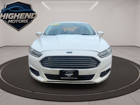 Used 2016 Ford Fusion SE w/ Equipment Group 202A FWD image 11