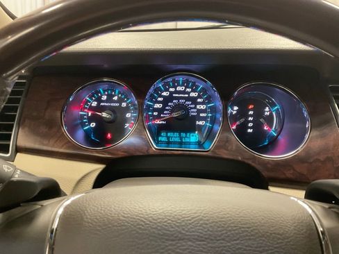 Used 2012 Ford Taurus Limited image 12