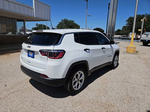Used 2025 Jeep Compass Sport AWD/4WD image 8