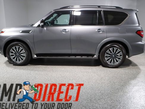 Used 2024 Nissan Armada SL w/ Midnight Edition Package image 10