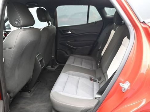 Used 2024 Chevrolet Trax RS w/ Driver Confidence Package FWD image 8