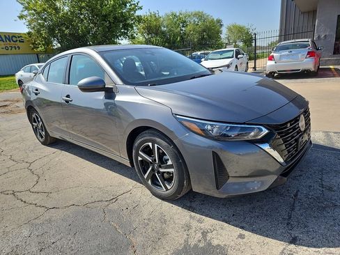 Used 2024 Nissan Sentra SV FWD image 1