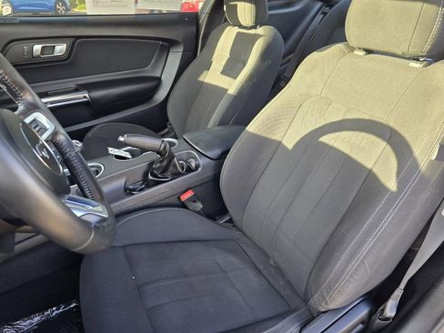 Used 2022 Ford Mustang GT w/ Equipment Group 301A image 11