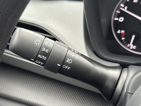 New 2026 Subaru Crosstrek 2.0i Premium AWD/4WD image 17