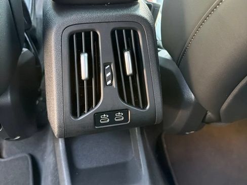 Used 2025 BMW X1 xDrive28i AWD/4WD image 16