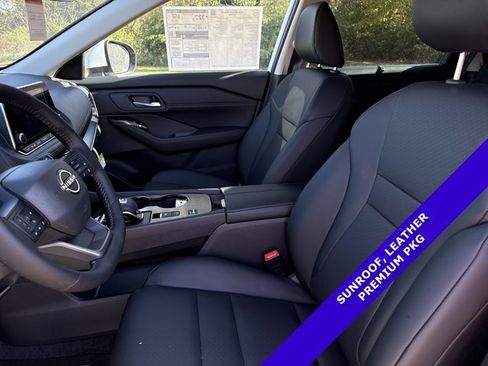 New 2026 Nissan Rogue SV w/ SV Premium Package image 5