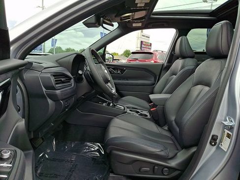 Used 2025 Subaru Forester Limited w/ Popular Package #2 AWD/4WD image 13
