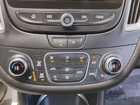 Used 2023 Chevrolet Malibu LT image 19