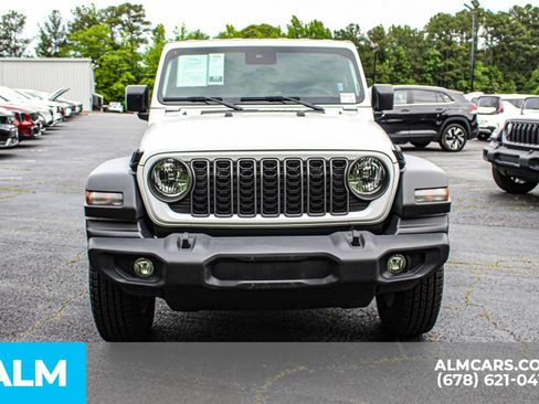 Used 2025 Jeep Wrangler Unlimited Sport AWD/4WD image 9