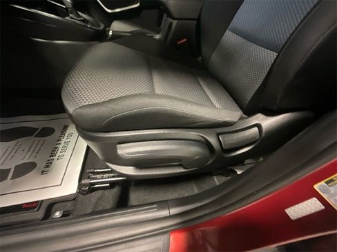 Used 2023 Kia Soul LX image 11