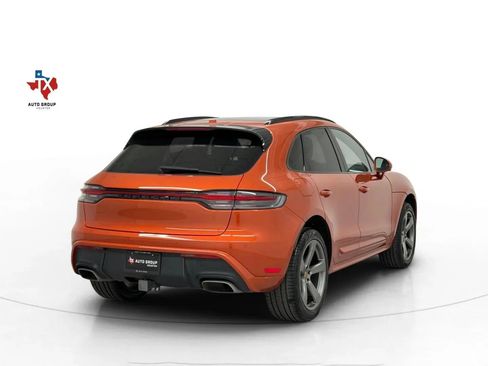 Used 2025 Porsche Macan AWD/4WD image 6