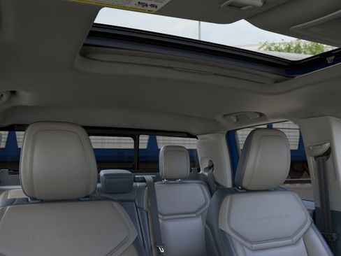 New 2026 Ford Maverick Lariat AWD/4WD image 12