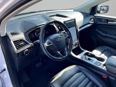 Used 2024 Ford Edge SEL AWD/4WD image 15