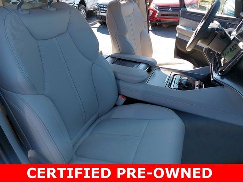 Used 2023 Jeep Wagoneer Series III w/ Preferred Equipment Group image 10