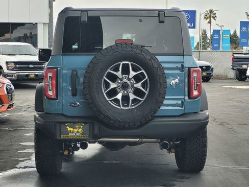 Used 2023 Ford Bronco Badlands image 5