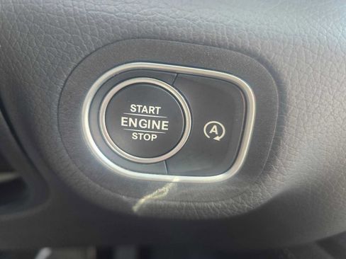 Certified 2024 Mercedes-Benz GLE 450 4MATIC image 30