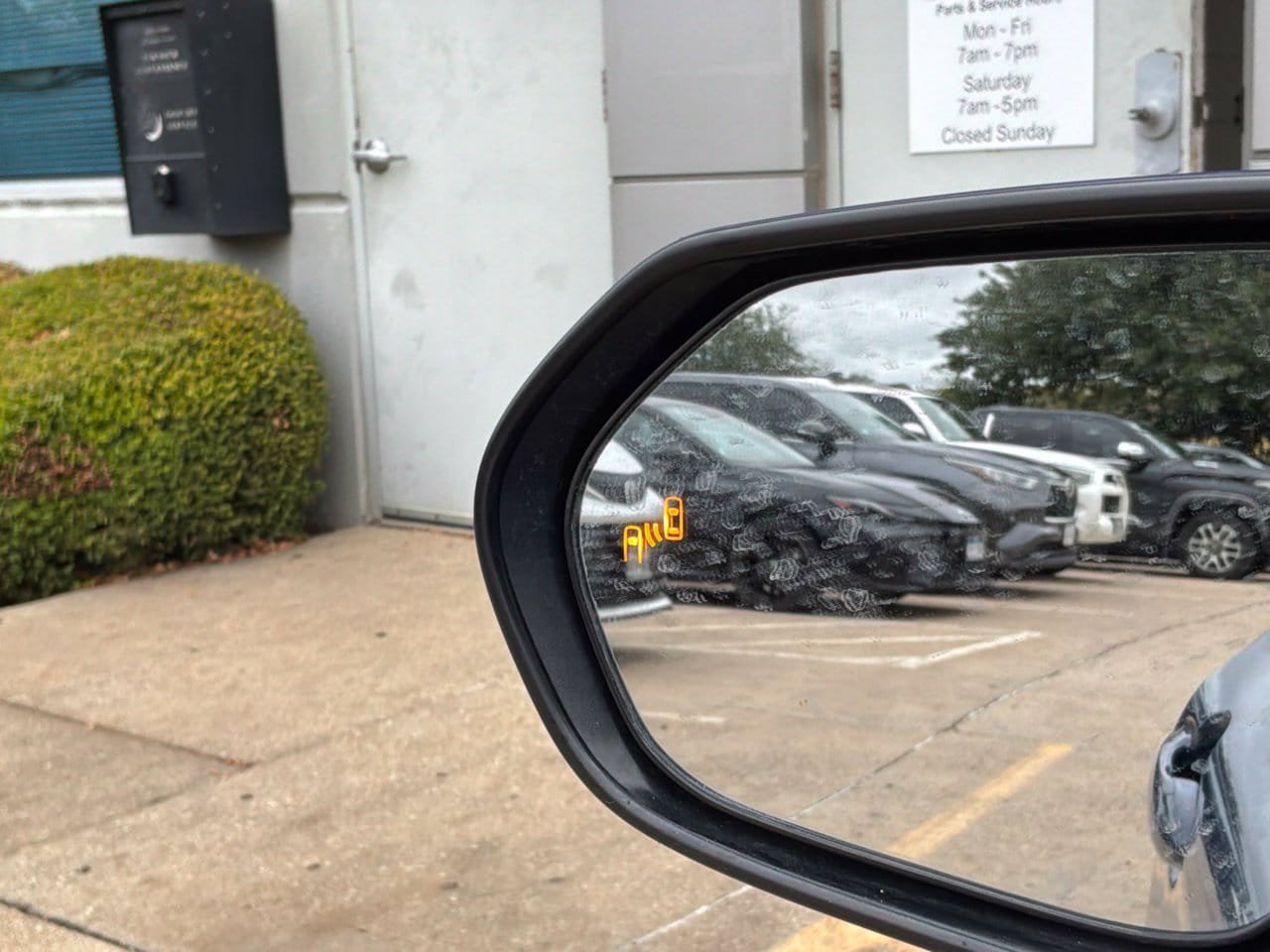 Used 2026 Toyota Camry SE FWD image 21