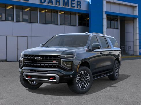 New 2026 Chevrolet Suburban Z71 w/ Comfort Package AWD/4WD image 34