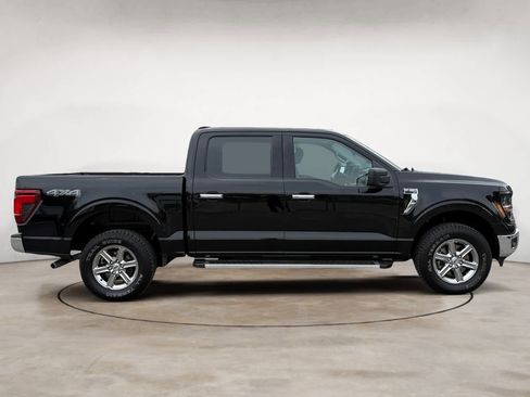 Used 2024 Ford F150 XLT AWD/4WD image 2