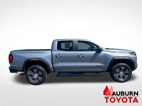 Used 2025 GMC Canyon AT4 AWD/4WD image 8