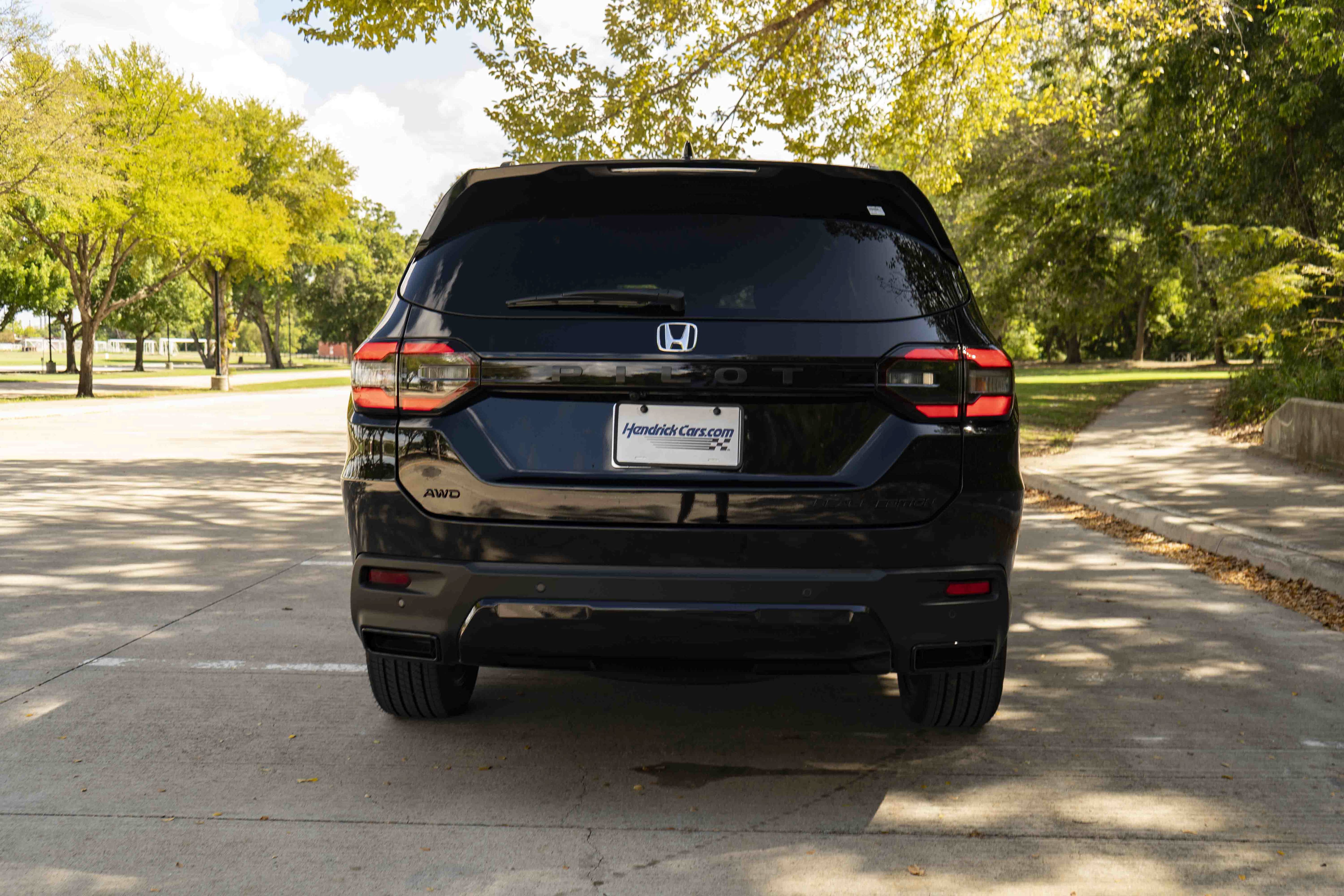 Used 2026 Honda Pilot Black Edition image 8