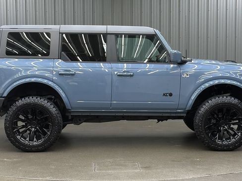 Used 2024 Ford Bronco Outer Banks AWD/4WD image 6