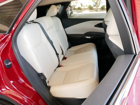 Used 2023 Lexus RX 350 Premium FWD image 3