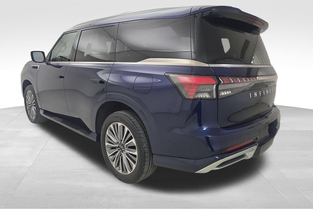 Used 2025 INFINITI QX80 Sensory AWD/4WD image 7
