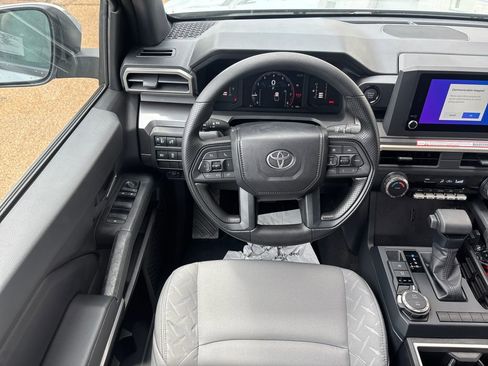 New 2026 Toyota Tacoma SR5 AWD/4WD image 3