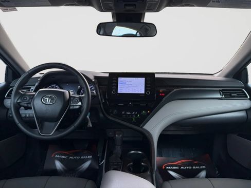 Used 2023 Toyota Camry SE AWD/4WD image 23