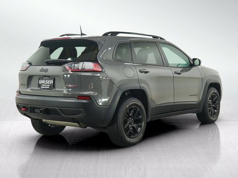 Used 2022 Jeep Cherokee Trailhawk w/ Trailhawk Elite Value Package AWD/4WD image 5