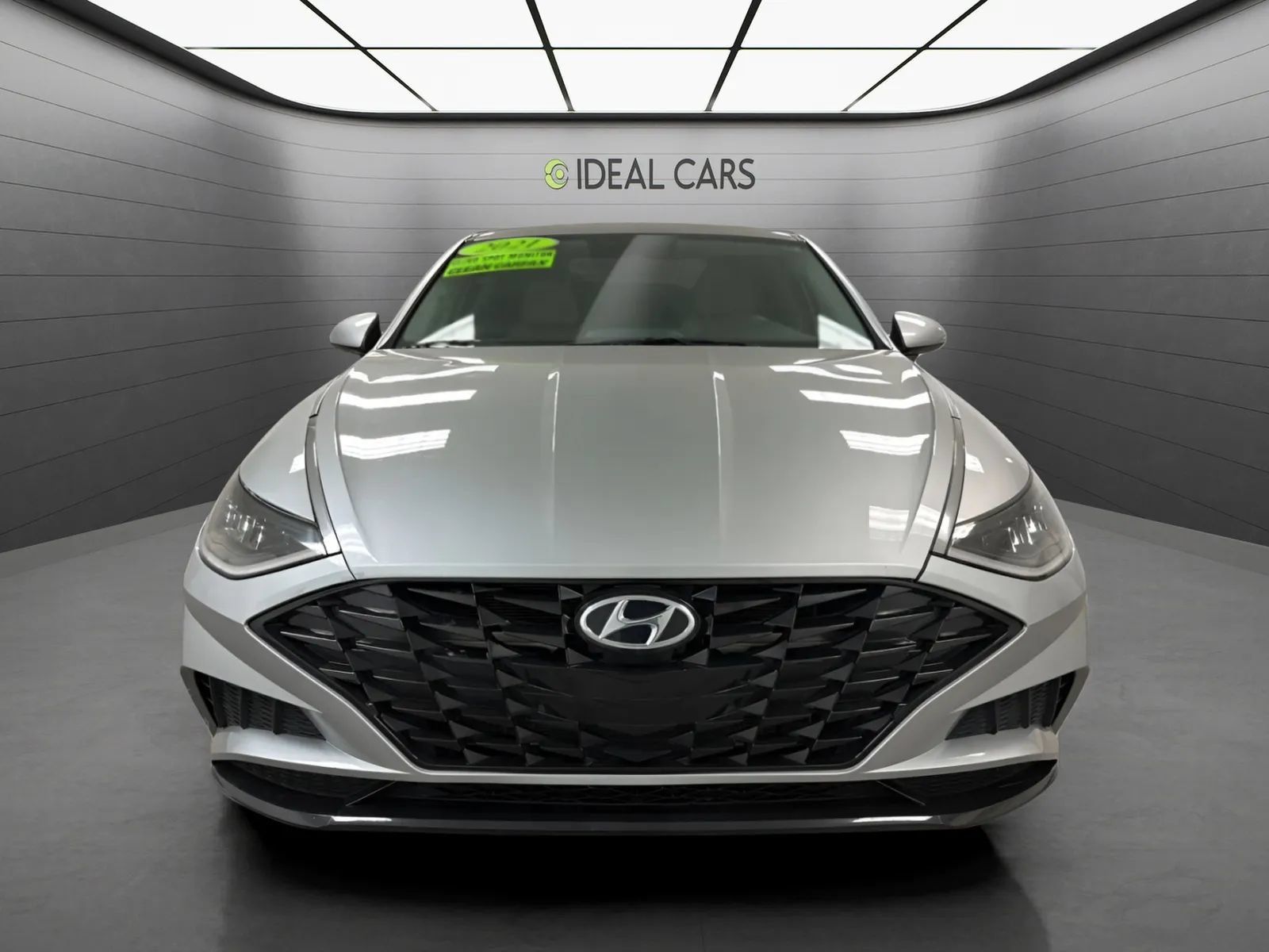 Used 2021 Hyundai Sonata SEL FWD image 2