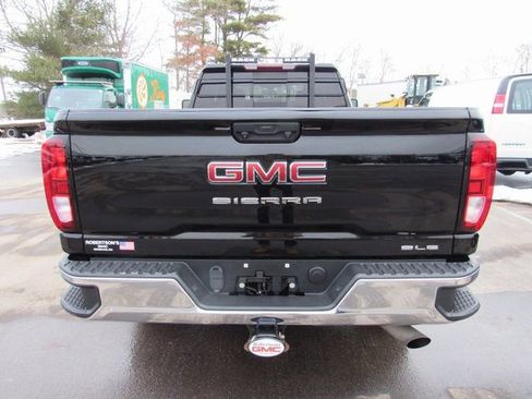 Certified 2022 GMC Sierra 2500 SLE w/ SLE Value Package; image 4