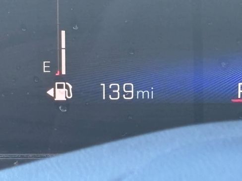 Used 2025 Chevrolet Trax ACTIV image 22