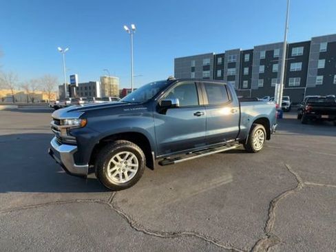 Used 2022 Chevrolet Silverado 1500 LT image 4