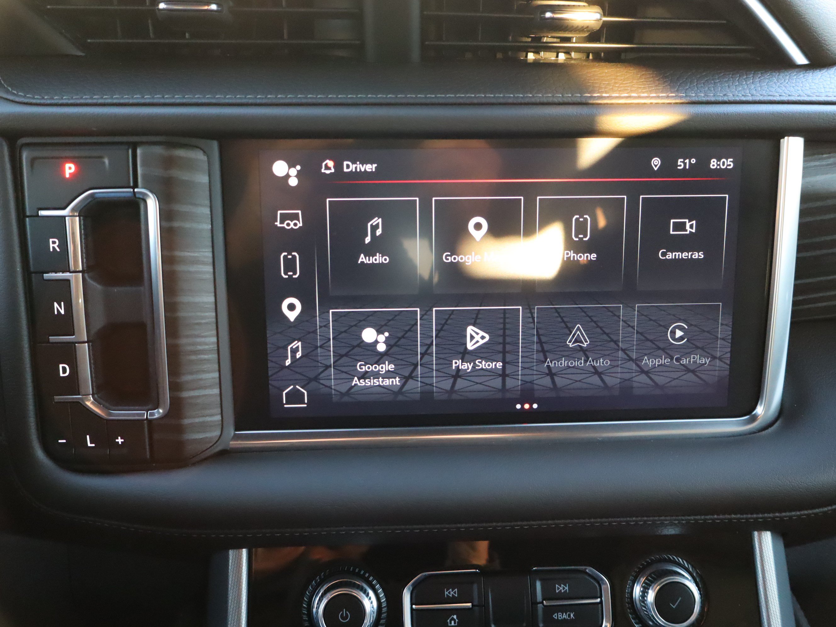 Used 2024 GMC Yukon Denali RWD image 26