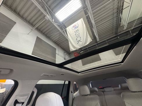 Used 2025 Buick Enclave Avenir w/ Super Cruise Package image 29