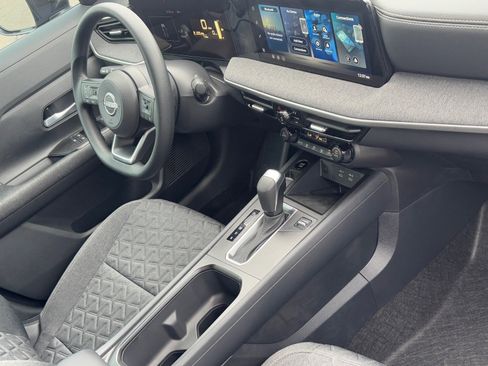 New 2026 Nissan Kicks SV image 11