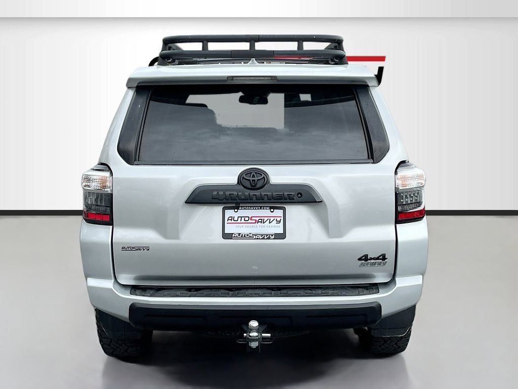 Used 2018 Toyota 4Runner TRD Off-Road Premium AWD/4WD image 6