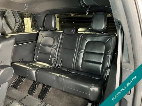 Used 2023 Lincoln Navigator Reserve AWD/4WD image 17