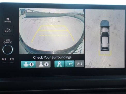 Used 2024 Honda Pilot TrailSport image 33