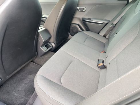 New 2025 Kia K4 LXS image 19