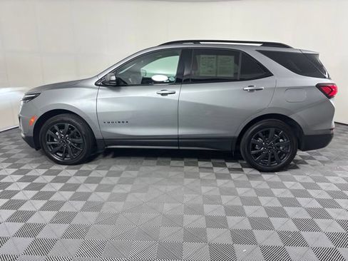 Used 2024 Chevrolet Equinox RS AWD/4WD image 9