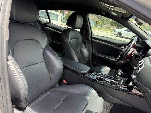 Used 2021 Kia Stinger GT-Line AWD/4WD image 25