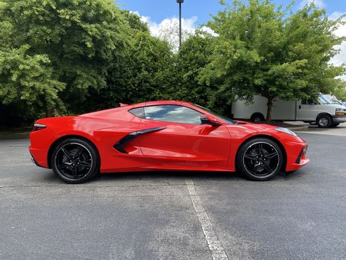 Used 2024 Chevrolet Corvette Stingray Preferred Cpe w/ 2LT RWD image 10