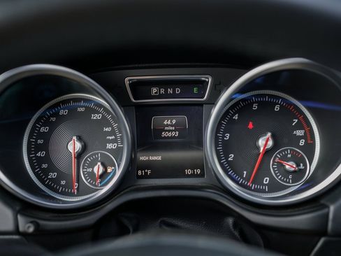 Used 2018 Mercedes-Benz G 550 Squared image 26