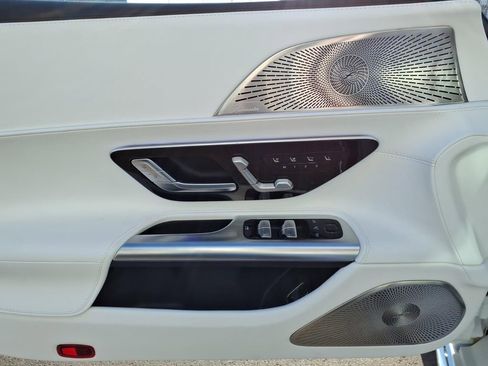 New 2026 Mercedes-Benz Maybach SL 680 image 11