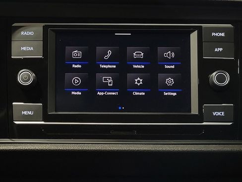 Used 2020 Volkswagen Jetta SE FWD image 25