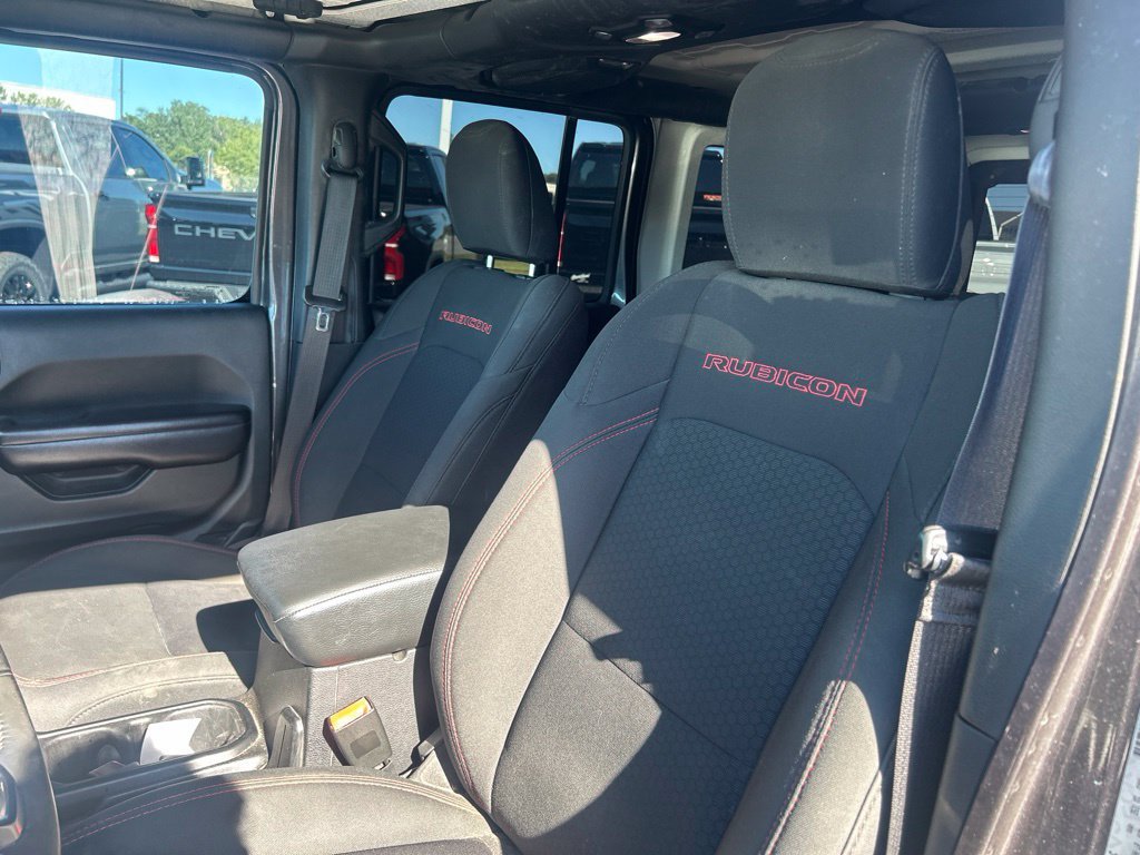 Used 2018 Jeep Wrangler Unlimited Rubicon AWD/4WD image 14