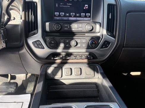 Used 2016 GMC Sierra 2500 SLT w/ Duramax Plus Package image 10